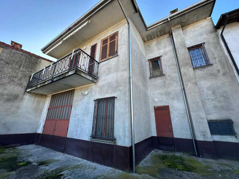 casa semi indipendente in vendita a borgo vercelli via giuseppe verdi 1313