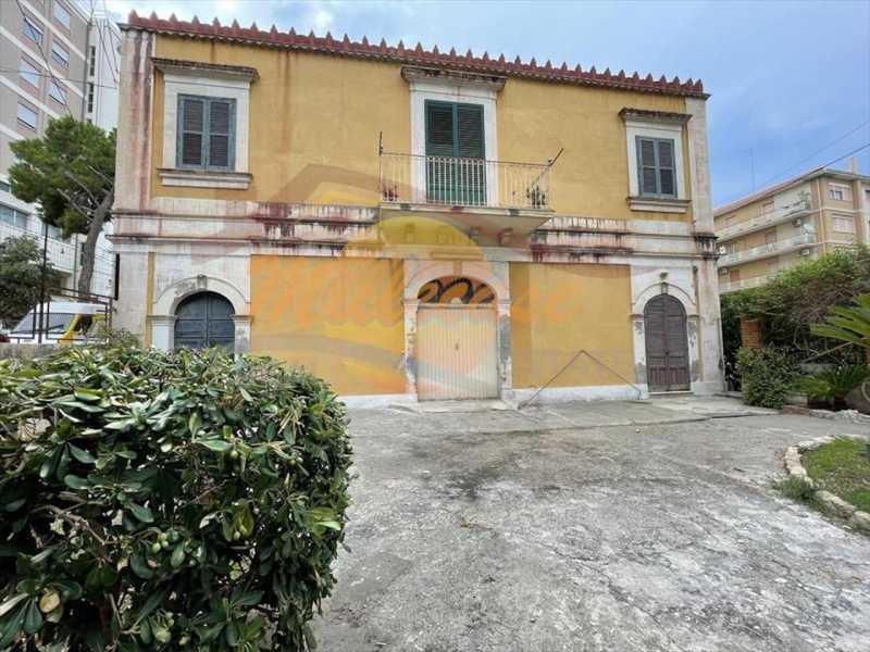 villa in vendita a siracusa via papa stefano iv