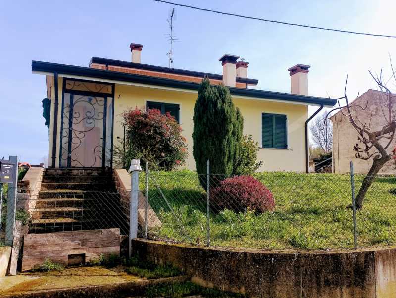 villa in vendita a rovigo via pisacane foto2-153775144