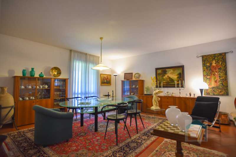 villa in vendita a san vito al torre via roma