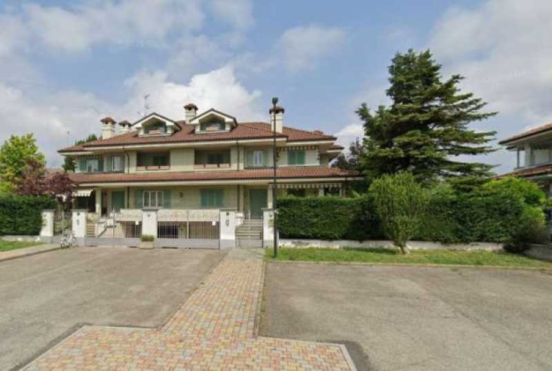 villa in vendita a nizza monferrato via einaudi