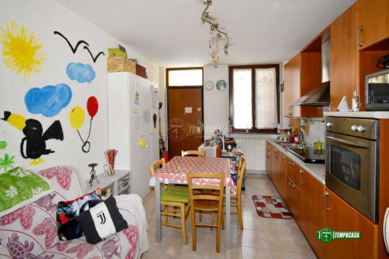 appartamento in vendita a pregnana milanese via c na serbelloni