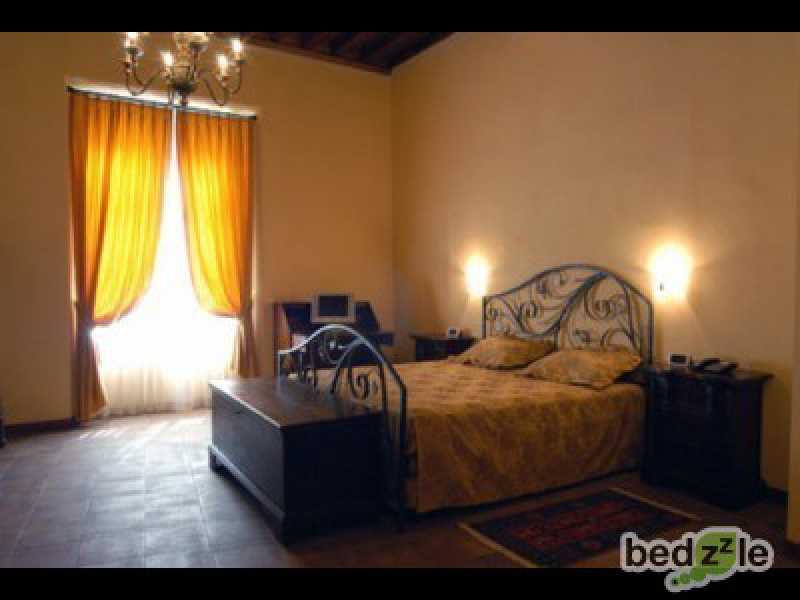 Vacanza in bed and breakfast a firenze piazza san firenze 3