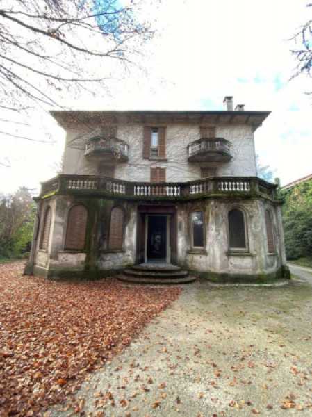 villa in vendita a cantù via milano 12