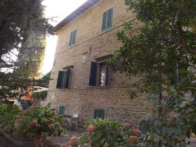 Villa in Vendita a Chitignano via Docciola