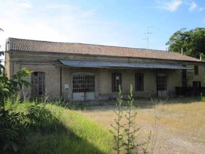 Rustico Casale in Vendita a Parma Strada Montanara 365