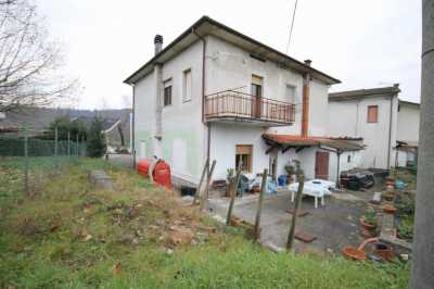 Indipendente in Vendita a Capannori via Carrara 55010 Gragnano