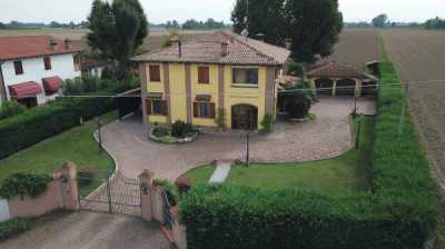 Villa in Vendita a San Giorgio di Piano via Torricella