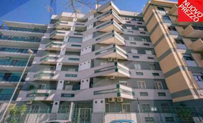Appartamento in Vendita a Bari via Filippo Turati 12