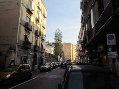 Negozio in Affitto a Napoli via Consalvo Napoli