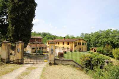 Villa in Vendita a Montevarchi via Pestello