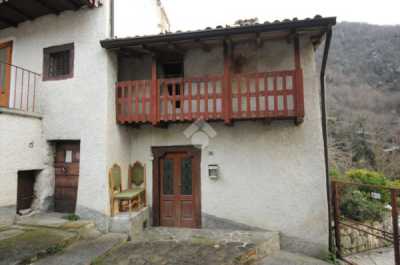 Rustico Casale in Vendita ad Adrara San Martino via Pezze 18