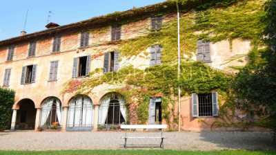 Villa in Vendita a Tradate via Gioacchino Rossini 3