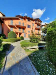 Appartamento in Vendita a Margno via Felice Cavallotti 3