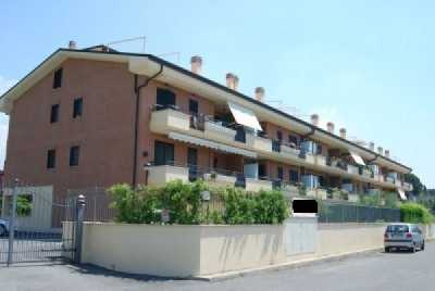 Appartamento in Vendita a Ciampino via Cuneo 34
