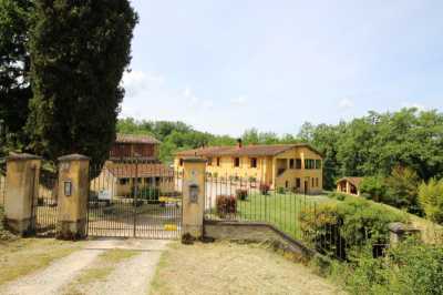 Villa in Vendita a Montevarchi Pestello