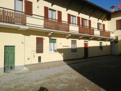 Appartamento in Vendita a Caprino Bergamasco via Celanella