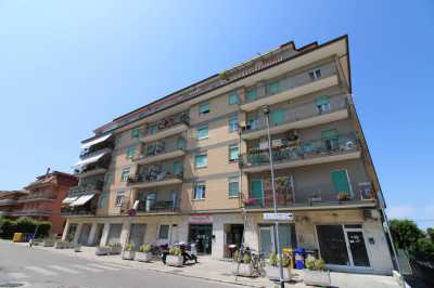 Appartamento in Affitto a San Benedetto del Tronto via Colleoni Porto D