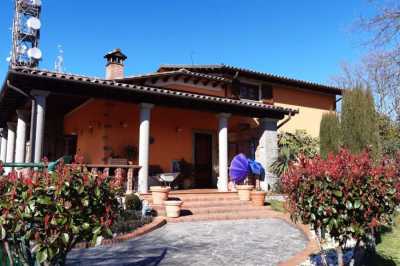 Villa in Vendita a Castelnuovo di Garfagnana Localetà Capanne di Perpoli