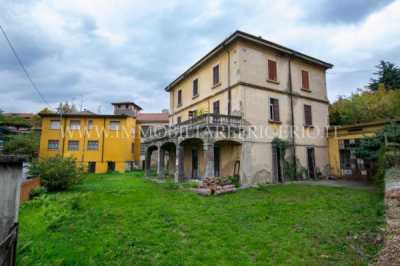 Villa in Vendita a Caprino Bergamasco via Cava di Sopra