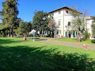 Villa Indipendente in Vendita a Pistoia Gello