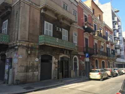 Locale Commerciale in Vendita a Bari via Domenico Nicolai 108