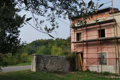 Rustico Casale Corte in Vendita a Val Liona Grancona
