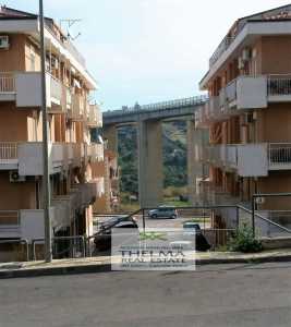 Appartamento in Vendita a Campofelice di Roccella via Sardegna 3