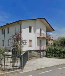 Villa in Vendita ad Azzano San Paolo via Goffredo Mameli