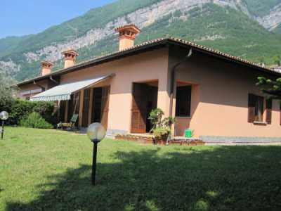 Villa in Vendita a Tremezzina via Delle Mele 12