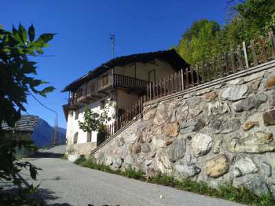 Rustico Casale in Vendita a Quart Villaggio Valzillianaz 1