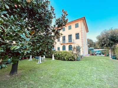 Villa Singola in Vendita a Capannori Marlia