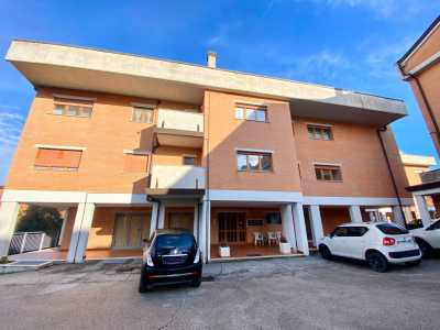 Appartamento in Vendita a Fabriano via Serraloggia Semi Periferia