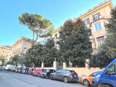 Appartamento in Vendita a Roma via Antonio Bertoloni 47