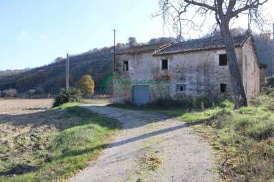 Villa Indipendente in Vendita a Controguerra via Piane Tronto Snc