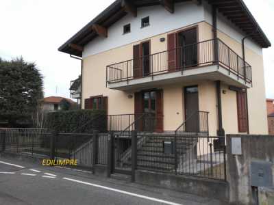 Rustico Casale in Vendita a Bergamo
