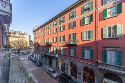 Appartamento in Affitto a Milano via Solferino 11
