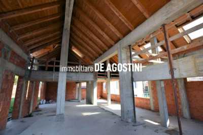 Loft Open Space in Vendita ad Arona via via Vittorio Veneto 0
