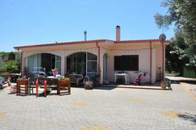 Villa in Vendita a San Vito Dei Normanni Contrada Beneficio D