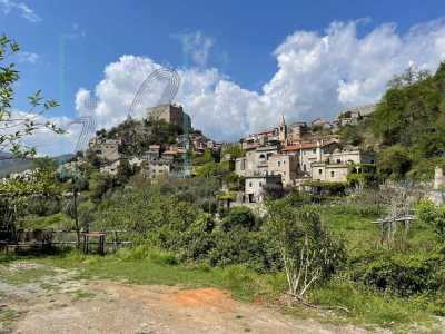 Rustico Casale in Vendita a Castelvecchio di Rocca Barbena via al Castello