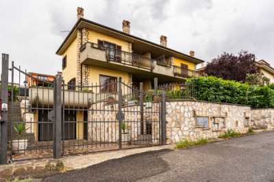 Villa in Vendita a Rignano Flaminio via del Caravaggio