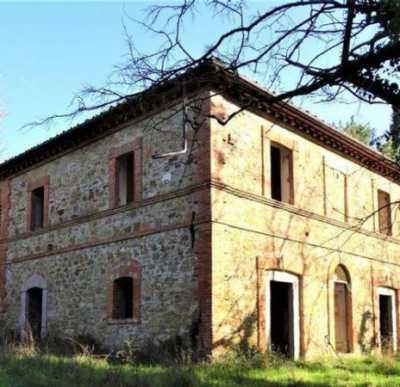 Rustico Casale in Vendita ad Arezzo San Fabiano