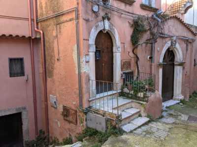 Appartamento in Vendita a Vico del Gargano via San Filippo Neri 40