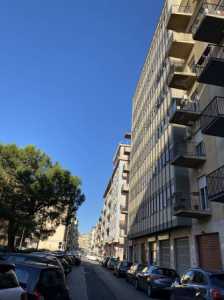 Appartamento in Affitto a Caltanissetta Piazza Trento