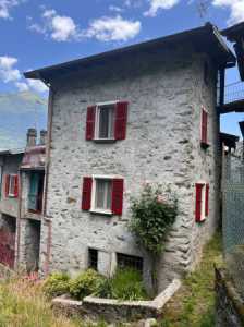 Appartamento in Vendita ad Andalo Valtellino via Superiore