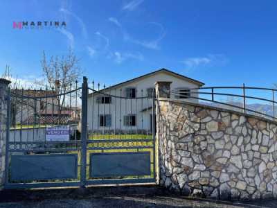 Villa in Vendita a San Donato Val di Comino