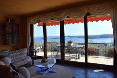 Villa in Vendita a Gardone Riviera via Panoramica