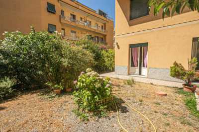 Appartamento in Vendita a Genova via Aurelio Robino 16