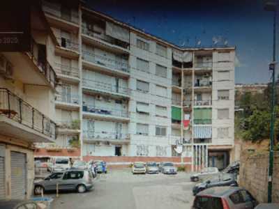 Appartamento in Vendita a Napoli via Macedonia