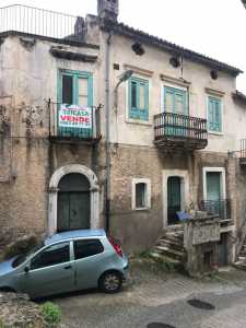 Villa Singola in Vendita a Civita Corso Cavour